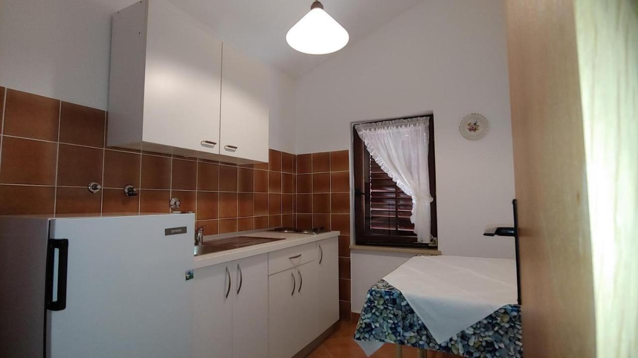 Apartments With A Parking Space Rabac, Labin - 19058 ภายนอก รูปภาพ